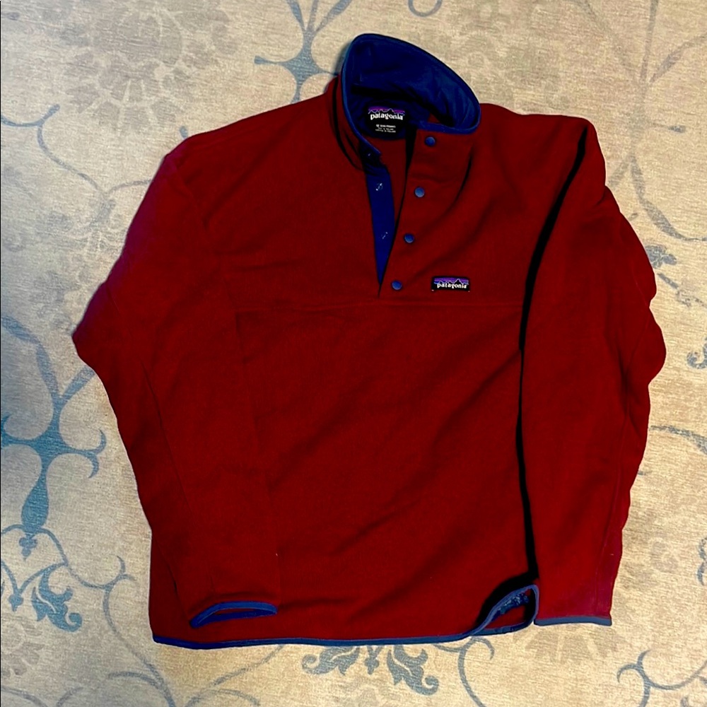Patagonia Burgundy Fleece Pullover with Navy Accents